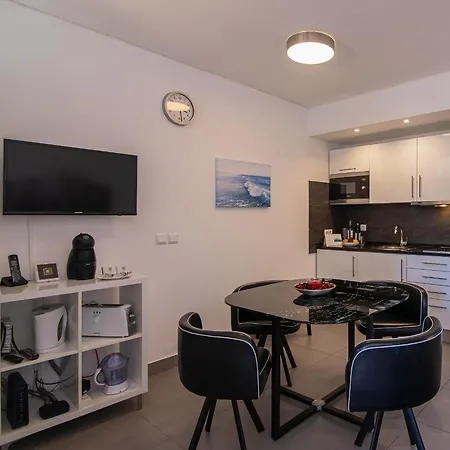 Suiteon7th Vilamoura The View In Town - 1br Quarteira